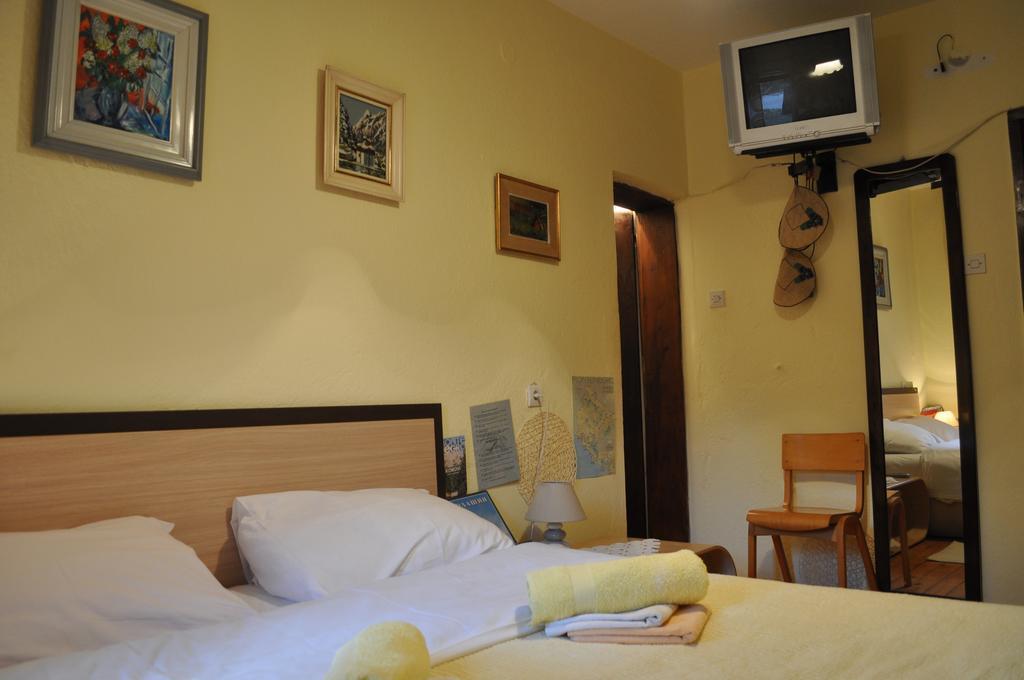 Guest Accommodation Bakic Kolasin Phòng bức ảnh